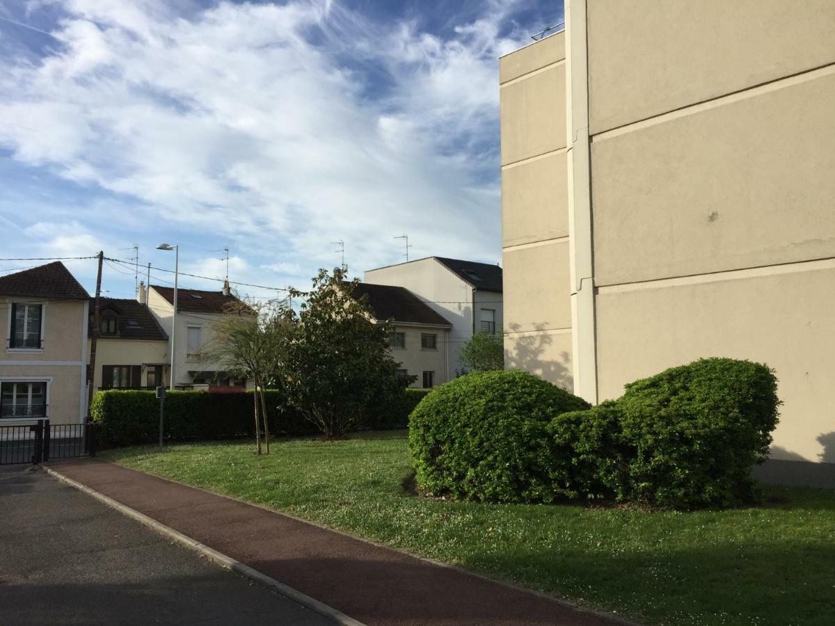 Chezclervie Nanterre City, Close To Paris La Defense U Arena Exterior foto