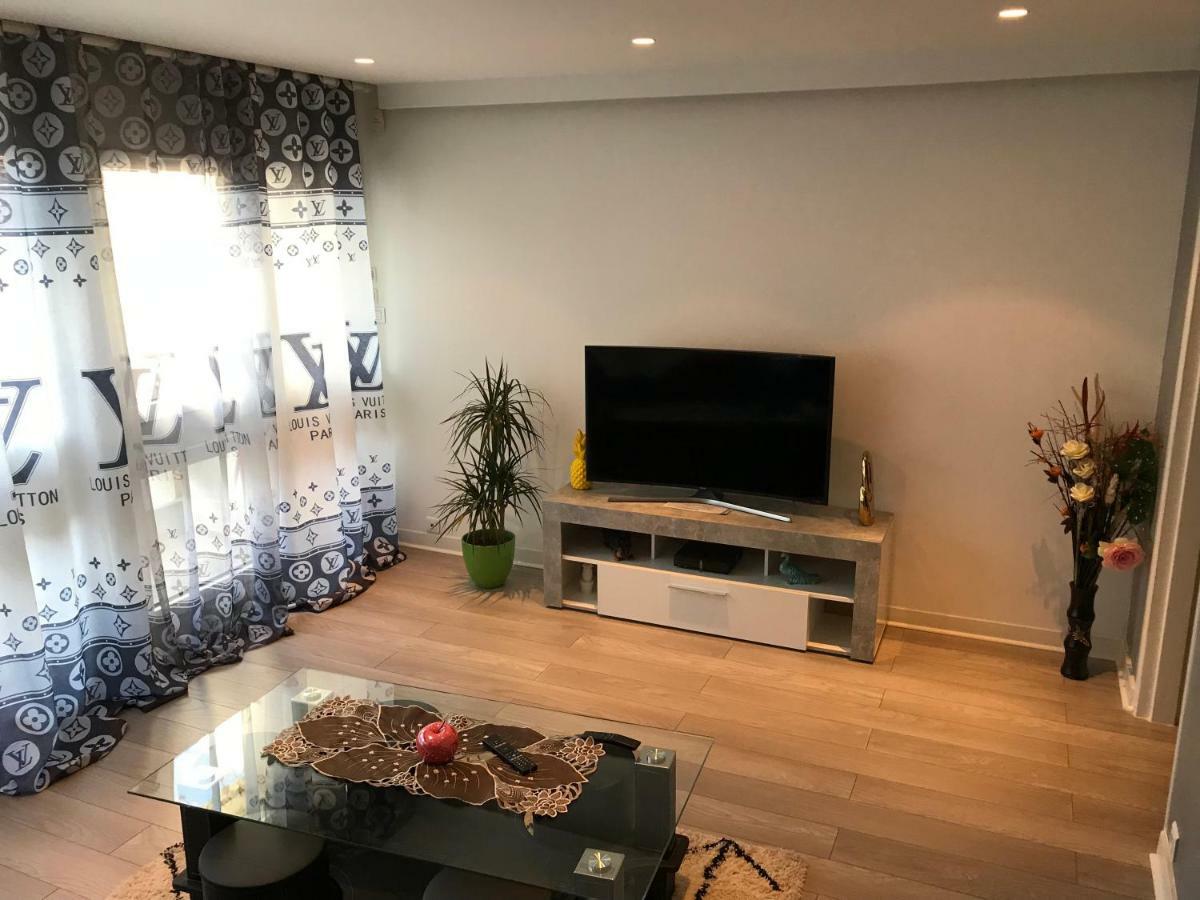 Chezclervie Nanterre City, Close To Paris La Defense U Arena Exterior foto